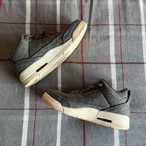Nike Air Jordan 3 Wool - Picture 2 of 5